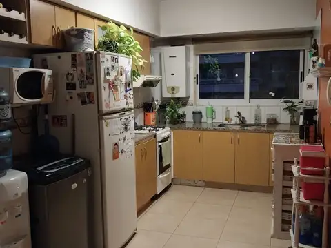 Avenida Eva Perón 1100, Piso 6