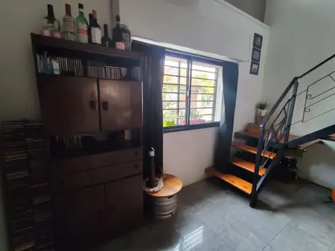 Depto Tipo Casa en Venta con 1 cocheras