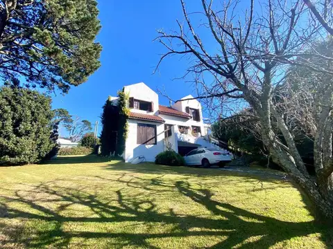 Venta casa 5 amb c/pileta - Sierra de Los Padres