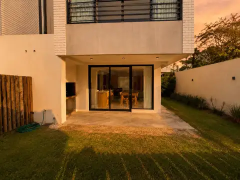 Casa en Venta en Canning, USD 220.000
