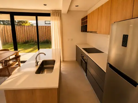 CASA DUPLEX BARRIO PRIVADO CANNING