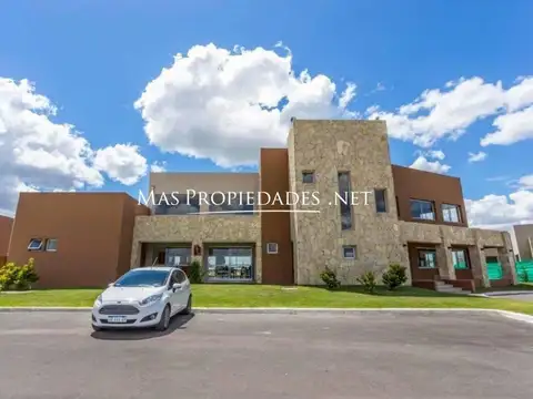 Terreno en Venta 25  mts Fondo