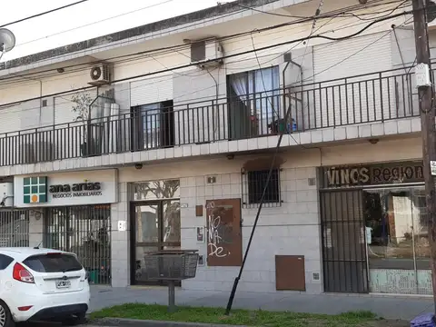 DEPARTAMENTO TIPO CASA HAEDO NORTE CENTRICO