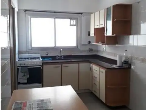 Departamento en Alquiler de 4 ambientes