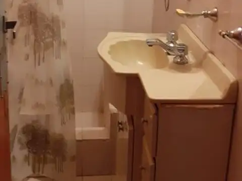 Depto Tipo Casa en Venta con 3 cocheras