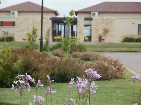 Terreno en Venta en Country Santa Rita, USD 85.000