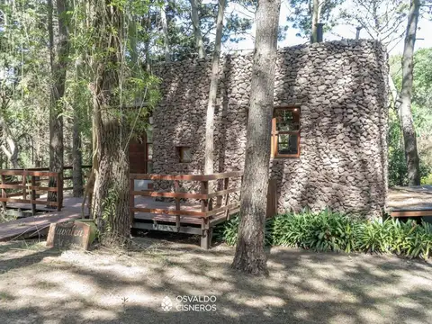 Juvalen del Bosque – Casa con 3 dorm – Mar de las Pampas 200 m del Centro