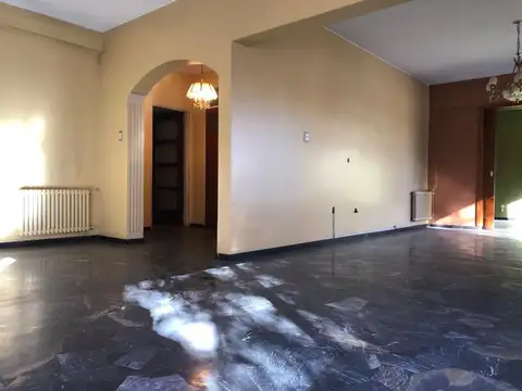 Departamento en Venta de 5 dormitorios