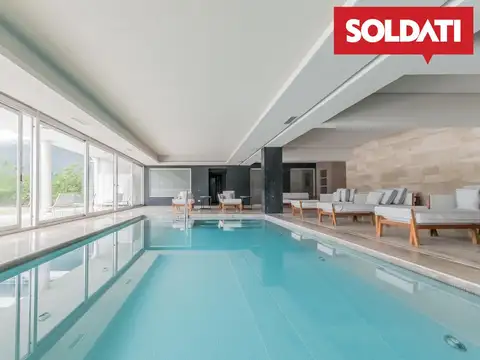 Venta Bouquet 4 ambientes PB. Doble jardín Parrilla. Dos cocheras. Baulera.  Ameneties