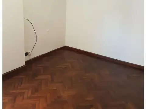 EXCELENTE OFICINA EN ALQUILER - CALLE 9 DE JULIO 267 - 24 M2