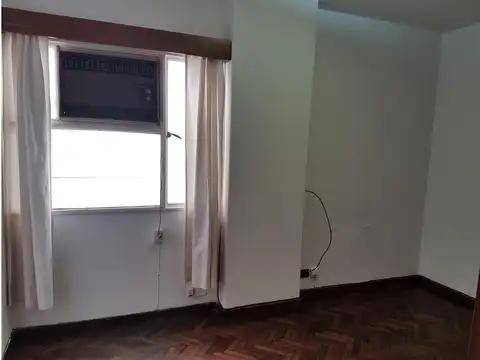 Oficina en Alquiler en Centro, $ 145.000