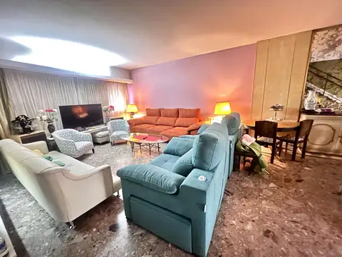 Casa en Venta de 5 dormitorios