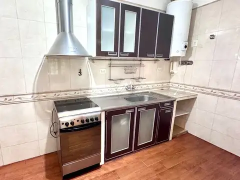 Casa 2 ambientes con 1 baño