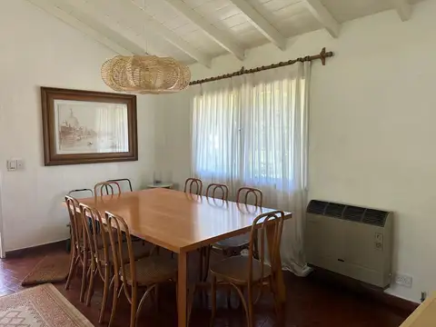 Casa en Alquiler de 4 dormitorios