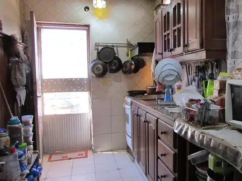 Casa con Departamento en Venta en Moron Sur