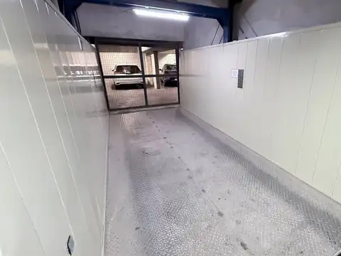 VENDE ESPACIO GUARDA COCHE SUBSUELO - PATERNAL