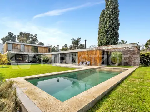 Casa en venta San Carlos C.C. moderna, muy luminosa