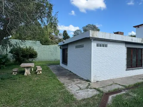 Esteban Echeverria S/n