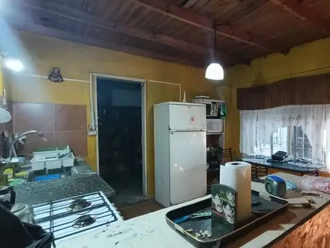 Casa en Venta con 3 cocheras
