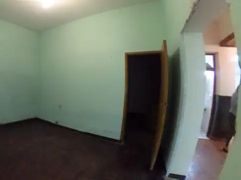 OPORTUNIDAD UNICA! PH 4 AMB. 80 M2 A RECICLAR, SIN EXPENSAS, A 2 CDS JB JUSTO Y GRAL PAZ