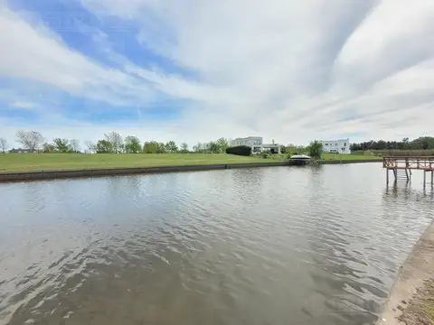 OPORTUNIDAD LOTE BARRIO NAUTICO EL CAZAL ESCOBAR