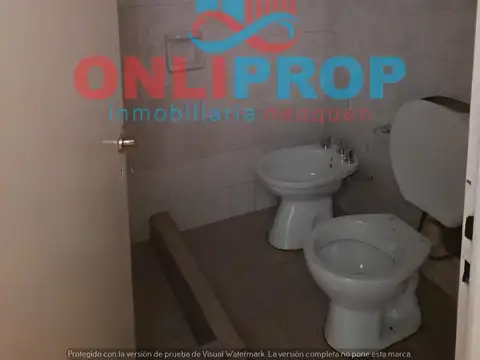 Casa en Alquiler con 1 cochera