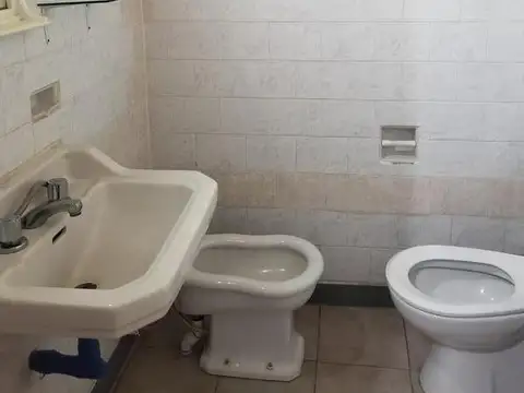 Depto Tipo Casa 2 ambientes con 1 baño