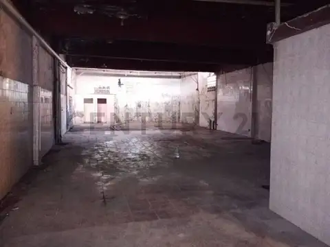 Gral. Alvarado 2900, Piso 0