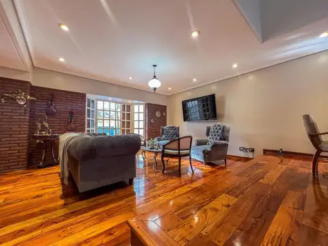 Casa en Venta en Saavedra, USD 630.000