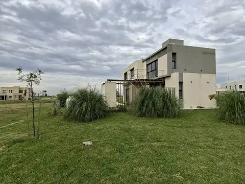 Casa en Venta en Santa Clara Al Sur, USD 170.000