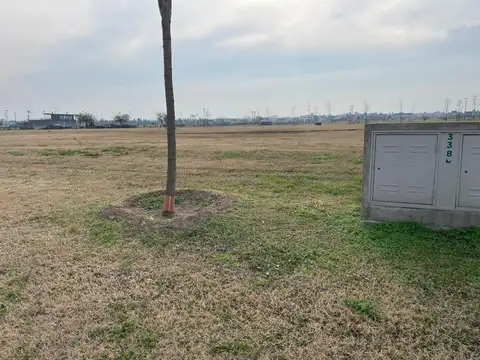 Venta de terreno en  Vida Club de Campo. UF 338