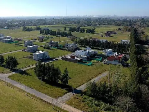 Lotes Altos de Don Carlos II - 15x30 - 12x40 - 15x50 - CONSULTE 138 y 501 - J. Hernández La Plata