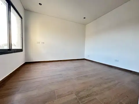SG Casa Venta PREMIUM con pileta Barrio Santa Elisa