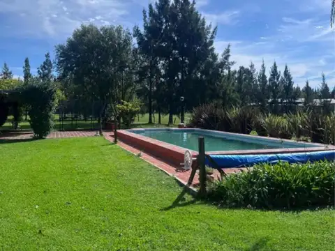 Casa 5 ambientes con 3 baños