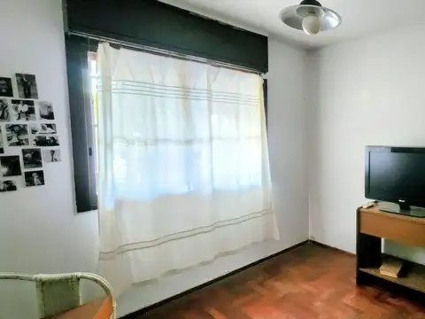 VENTA CASA EN GODOY CRUZ BARRIO AMARO