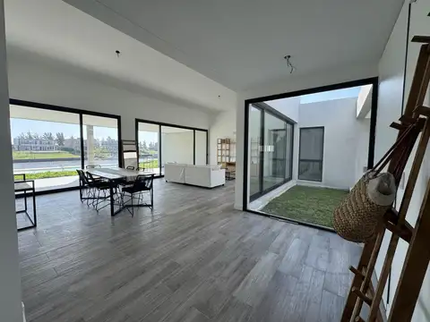 Casa en Venta en El Naudir, USD 520.000