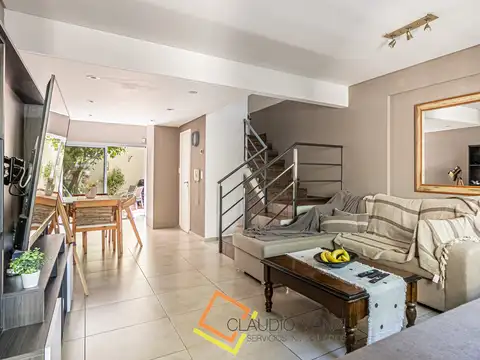 Depto Tipo Casa en Venta en Saavedra, USD 190.000