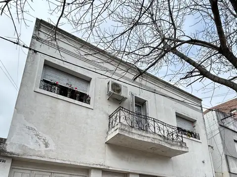 PH EN VENTA, LA PLATA