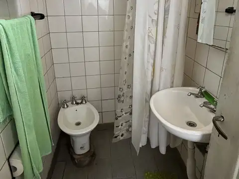 Depto Tipo Casa 4 ambientes con 1 baño