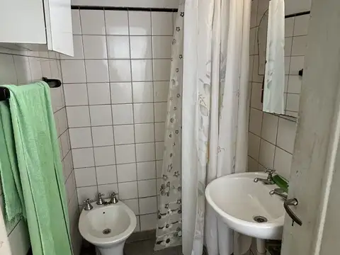 Depto Tipo Casa en Venta 50 años