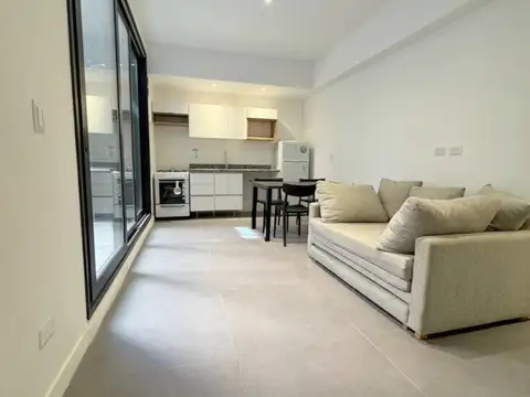 Vedia 1700, Piso PB