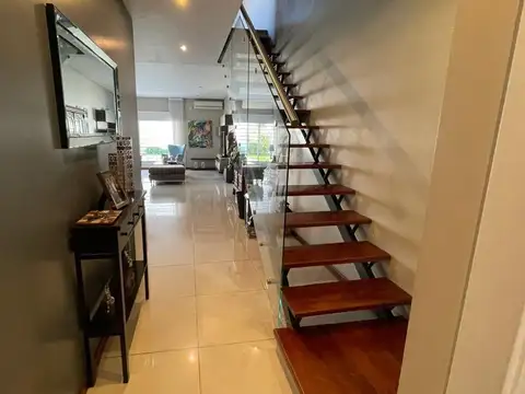 Casa en Venta en Quilmes, USD 280.000