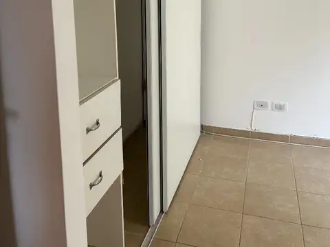 Departamento en Venta en Los Robles, USD 55.000