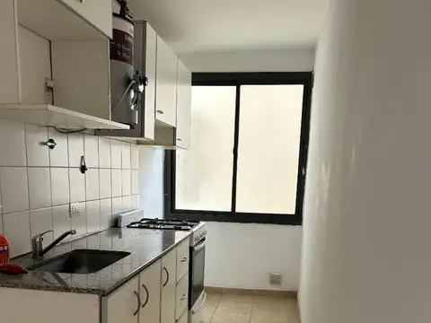 Av. Don Bosco 6100, Piso 1