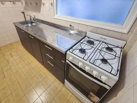 Dos ambientes plaza Vicente López- Impecable