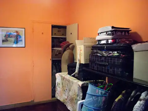 Depto Tipo Casa 6 ambientes con 2 baños