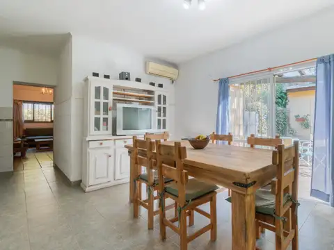 Depto Tipo Casa 4 ambientes con 2 baños