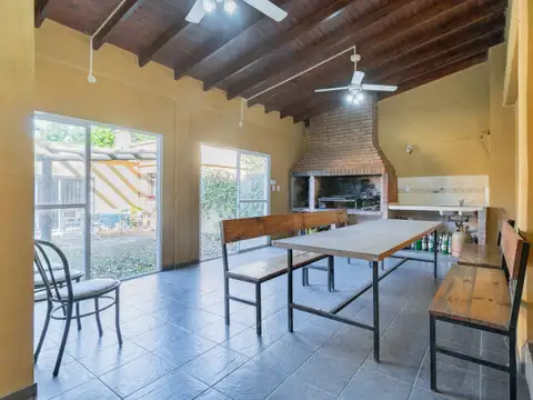 Depto Tipo Casa en Venta en Marmol, USD 163.000
