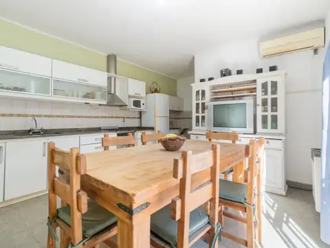 Depto Tipo Casa en Venta 70 años