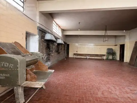 Local en Venta 43 años